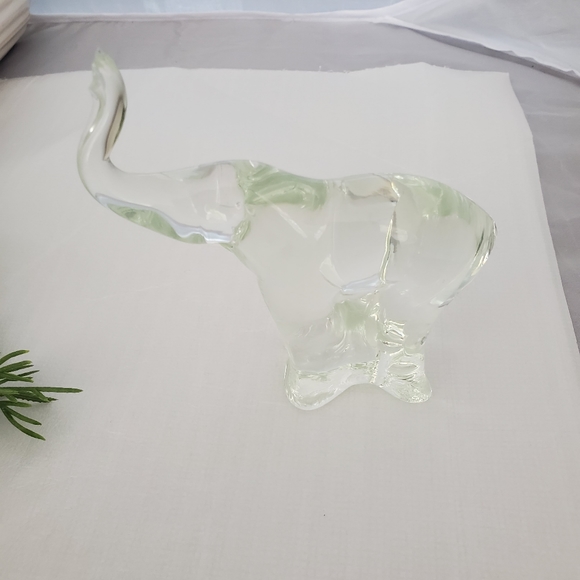 Elephant Clear Glass Standing Trunk Up - Picture 5 of 9